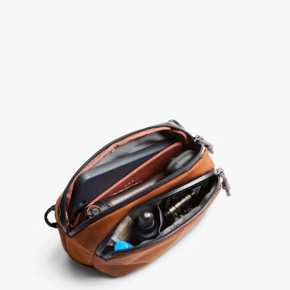 Bellroy Venture Pouch -  Bronze