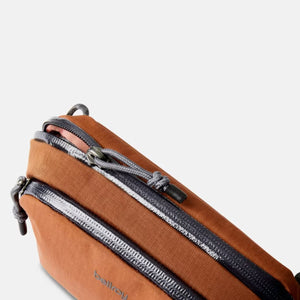 Bellroy Venture Pouch -  Bronze