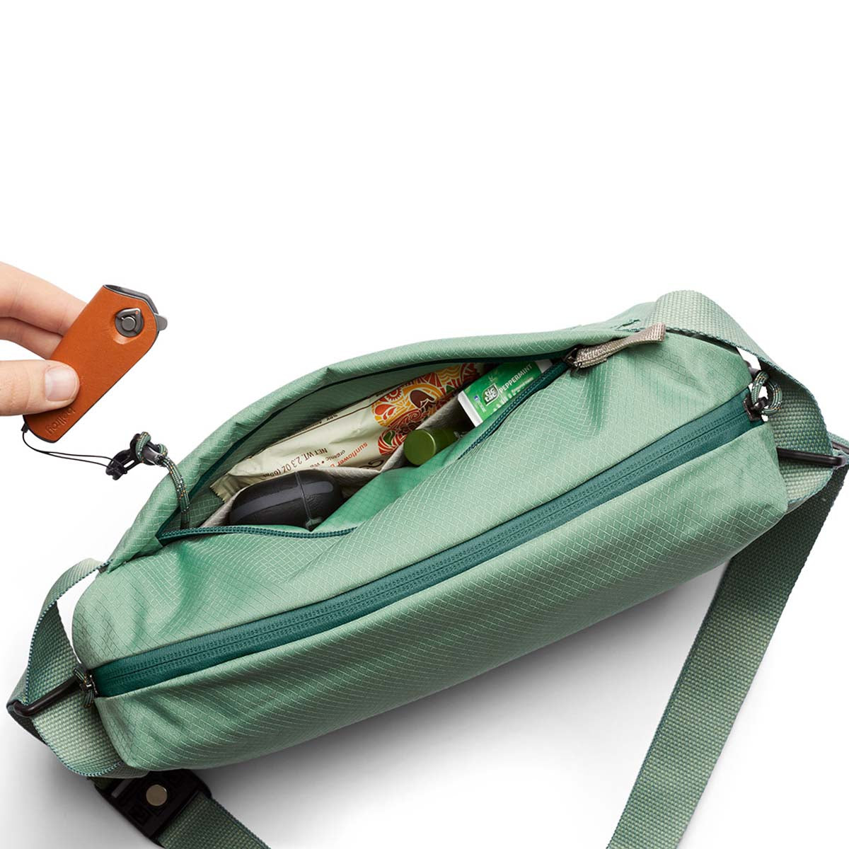 Bellroy Lite Sling Bag - Moss