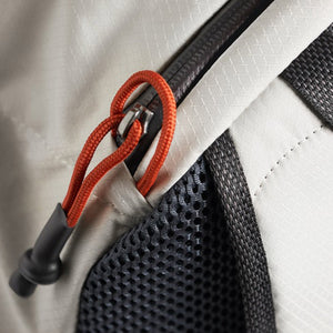 Bellroy Lite Daypack - Chalk