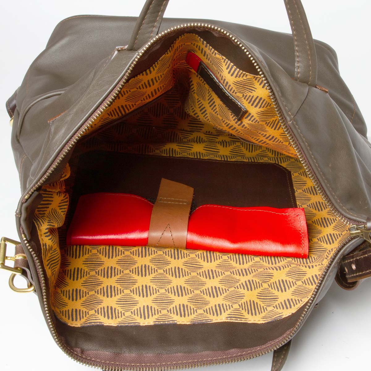 Mark Jones Large Zip Backpack - Brown