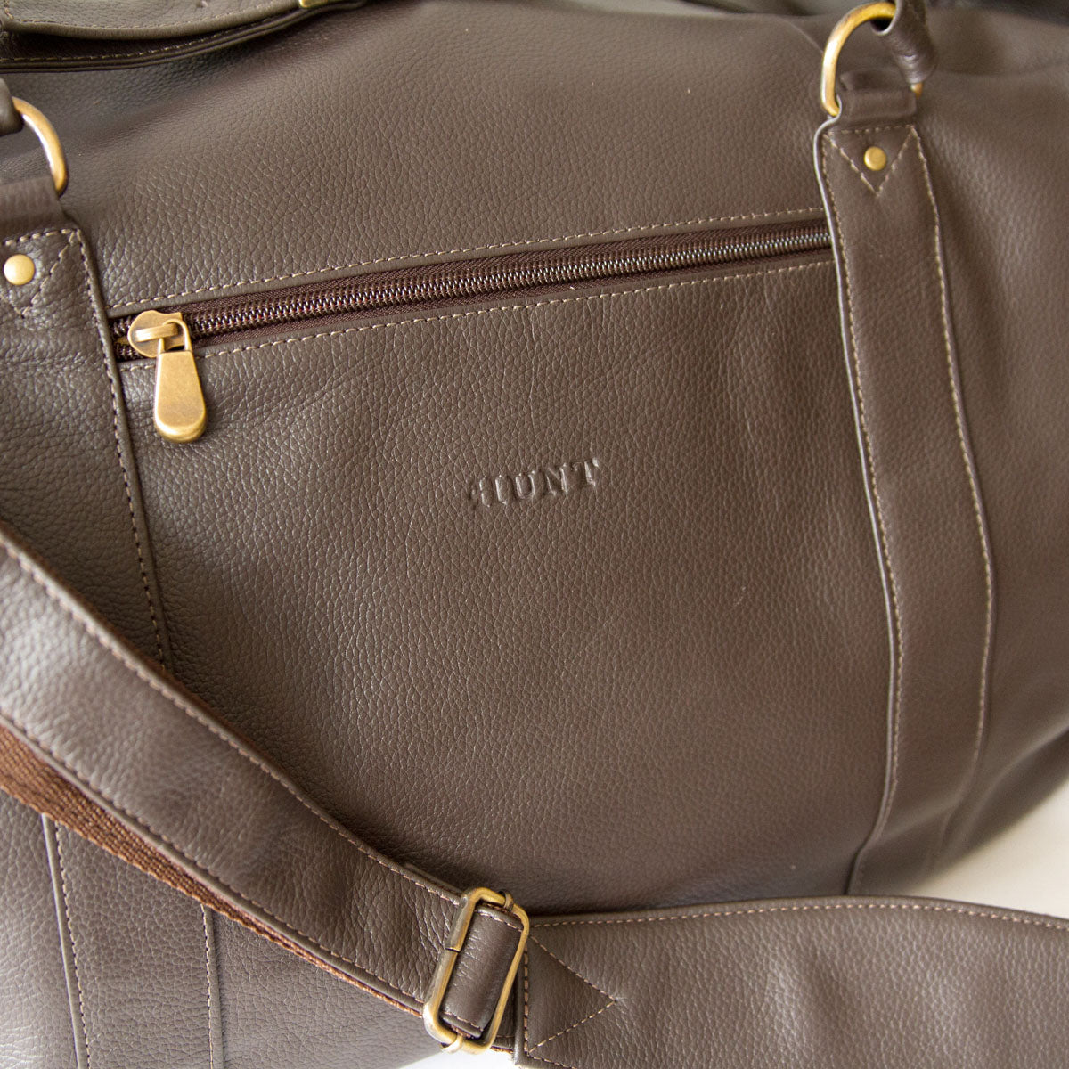 Hunt Grip Weekender - Chocolate