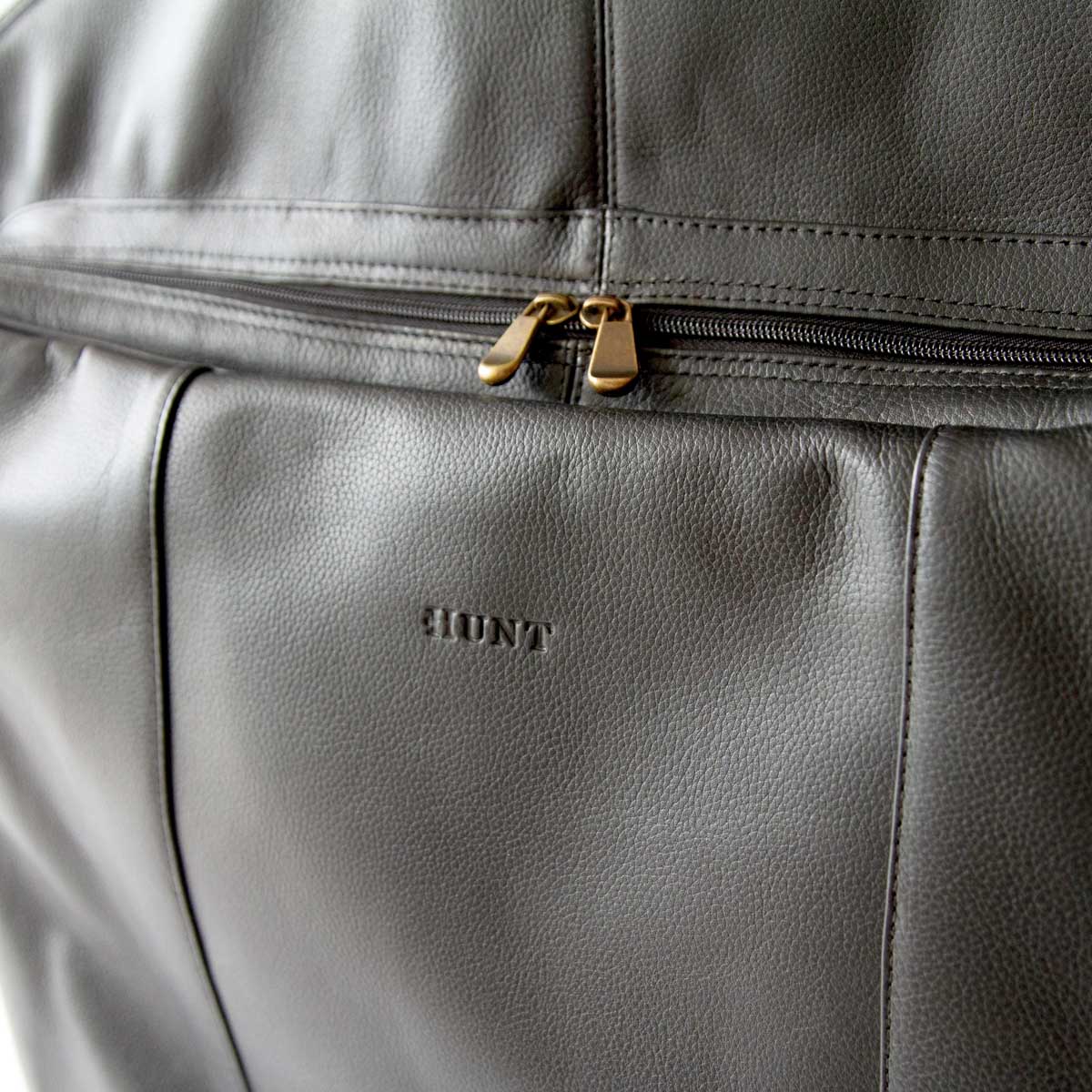 Hunt Garment Cover - Black